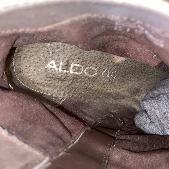 Aldo  tan ankle boots w/ side zippers & fold over burnished leather design👢👢 - Picture 9 of 11